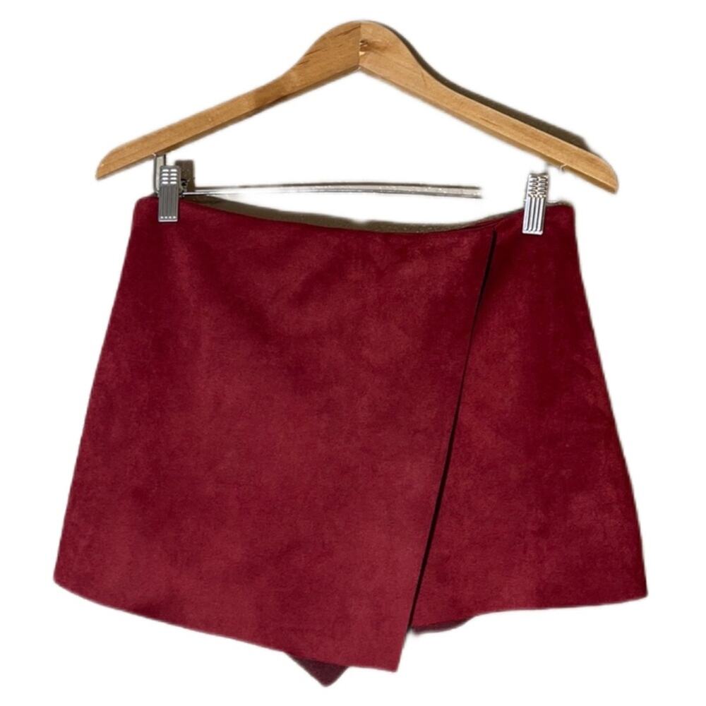Kindle‎ Faux Suede Skort
